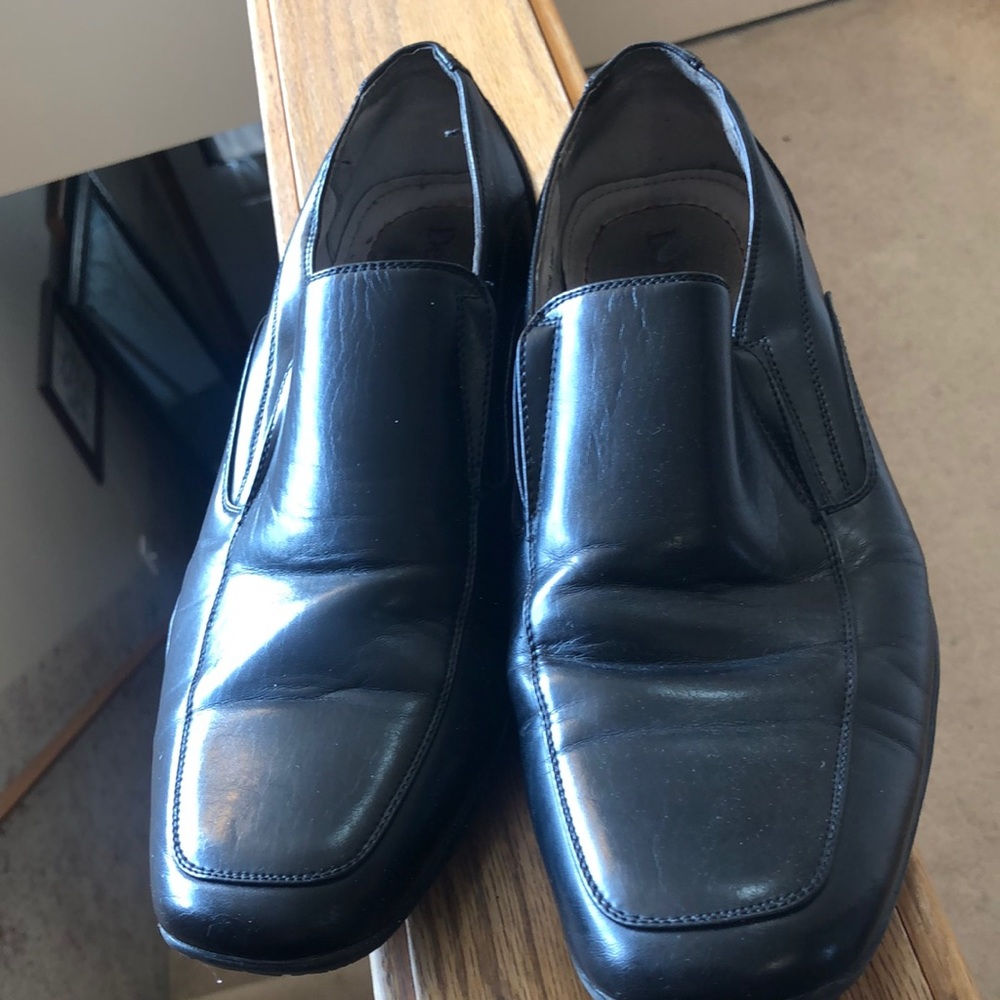 Men’s size 9 Dexter
